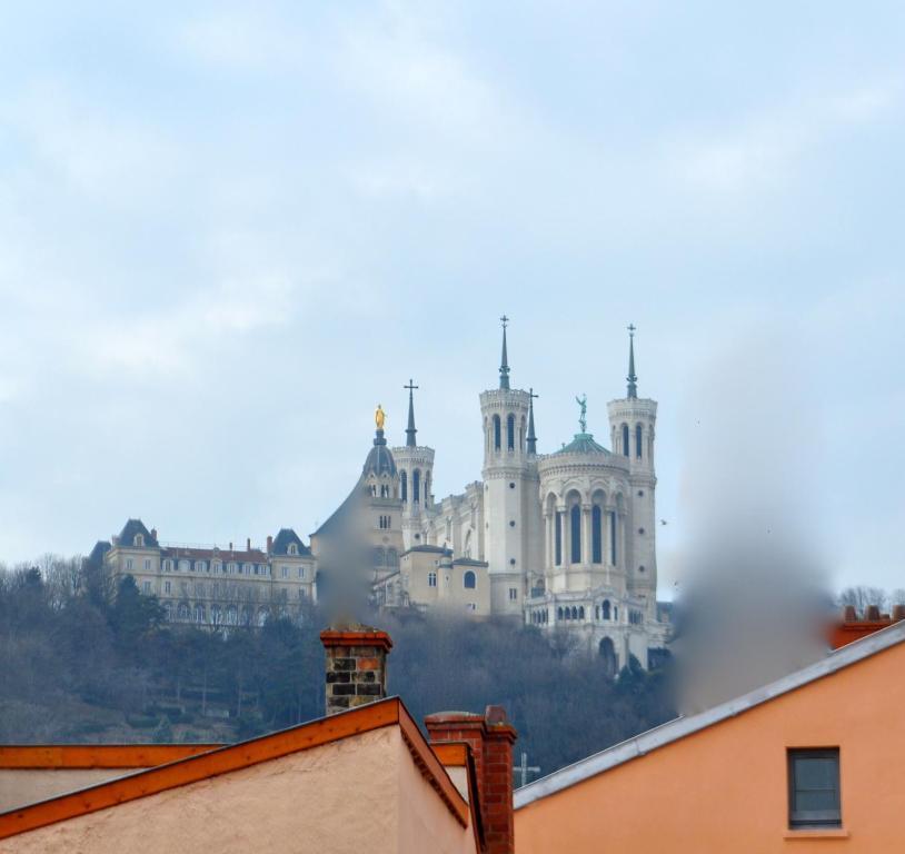 Le Secret Des Templiers Lejlighed Lyon Eksteriør billede